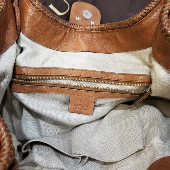 Gucci Vintage Tan Shoulder Bag - Picture 2 of 7